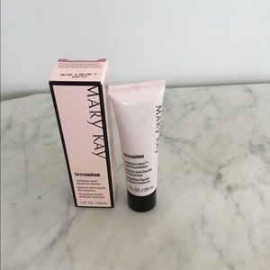 Beige 6 TimeWise Luminous-Wear Liquid Foundation NIB